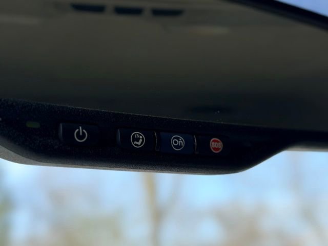 Used 2015 Buick Enclave Leather FWD image 16