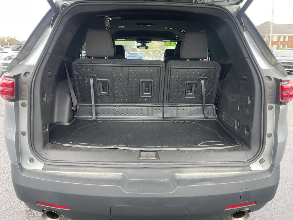 Used 2023 Chevrolet Traverse LT AWD/4WD image 36