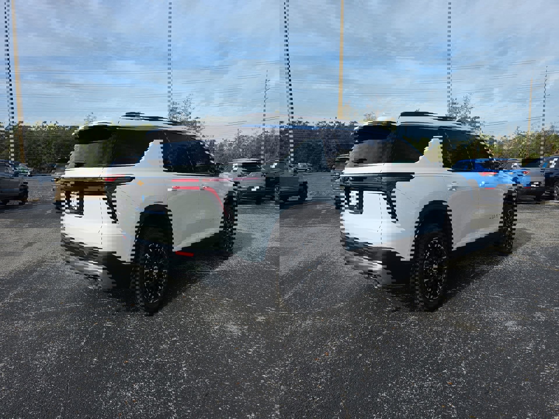 New 2026 Chevrolet Traverse LT w/ Sun and Wheel Package image 3