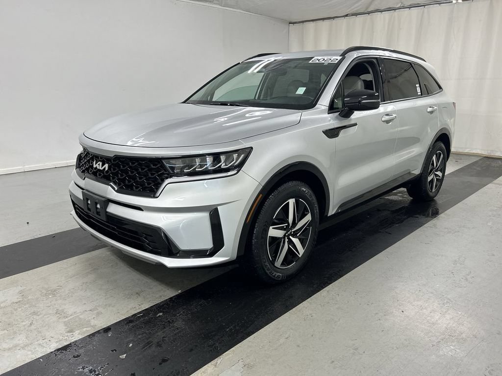 Used 2022 Kia Sorento S FWD image 5