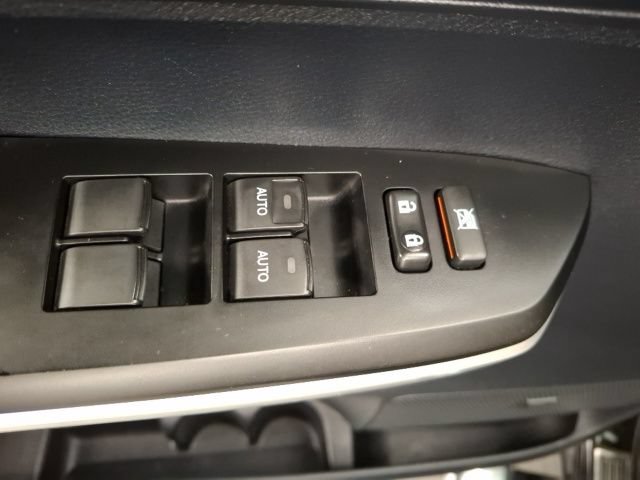 Used 2015 Toyota Tundra 1794 Edition AWD/4WD image 18