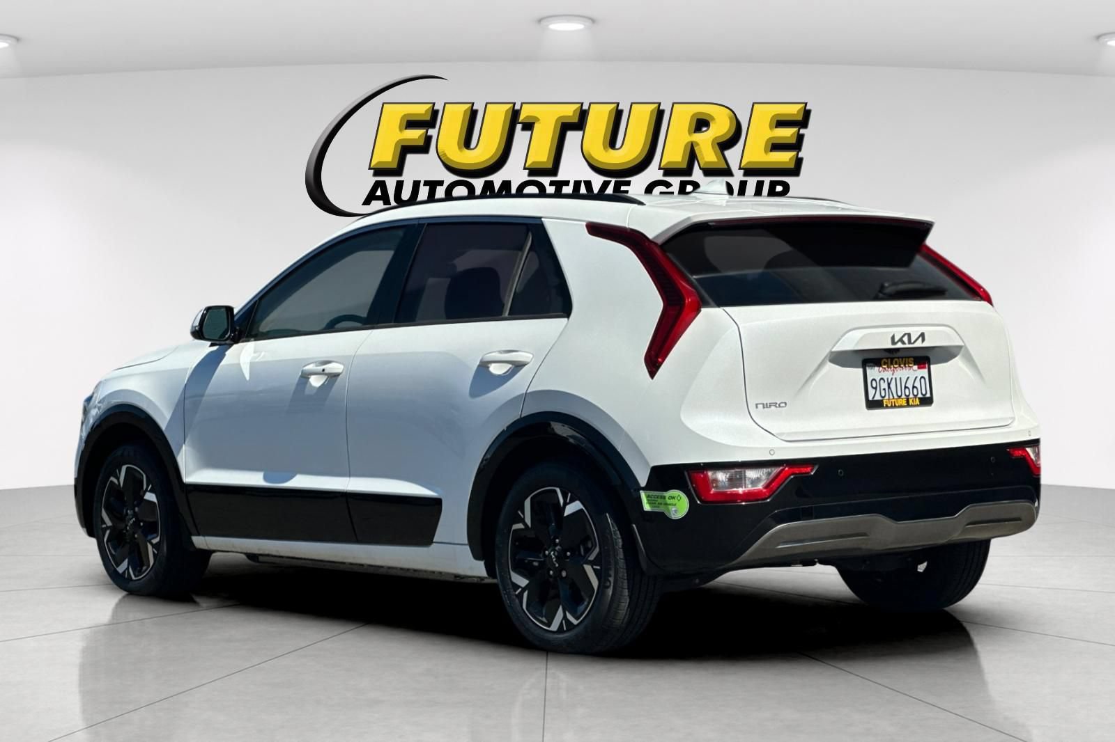 Certified 2023 Kia Niro Wind FWD image 6