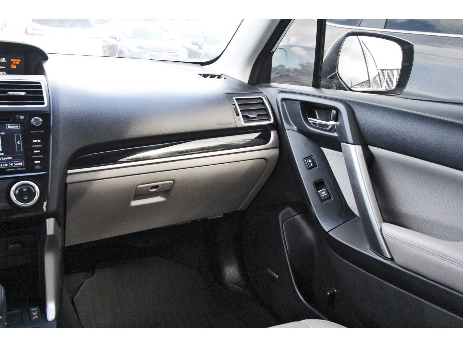 Used 2018 Subaru Forester 2.5i Limited AWD/4WD image 10