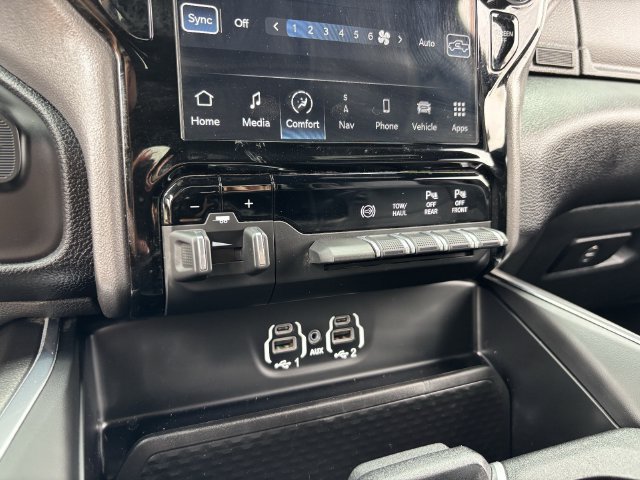 Used 2024 RAM 3500 Laramie w/ Night Edition AWD/4WD image 25
