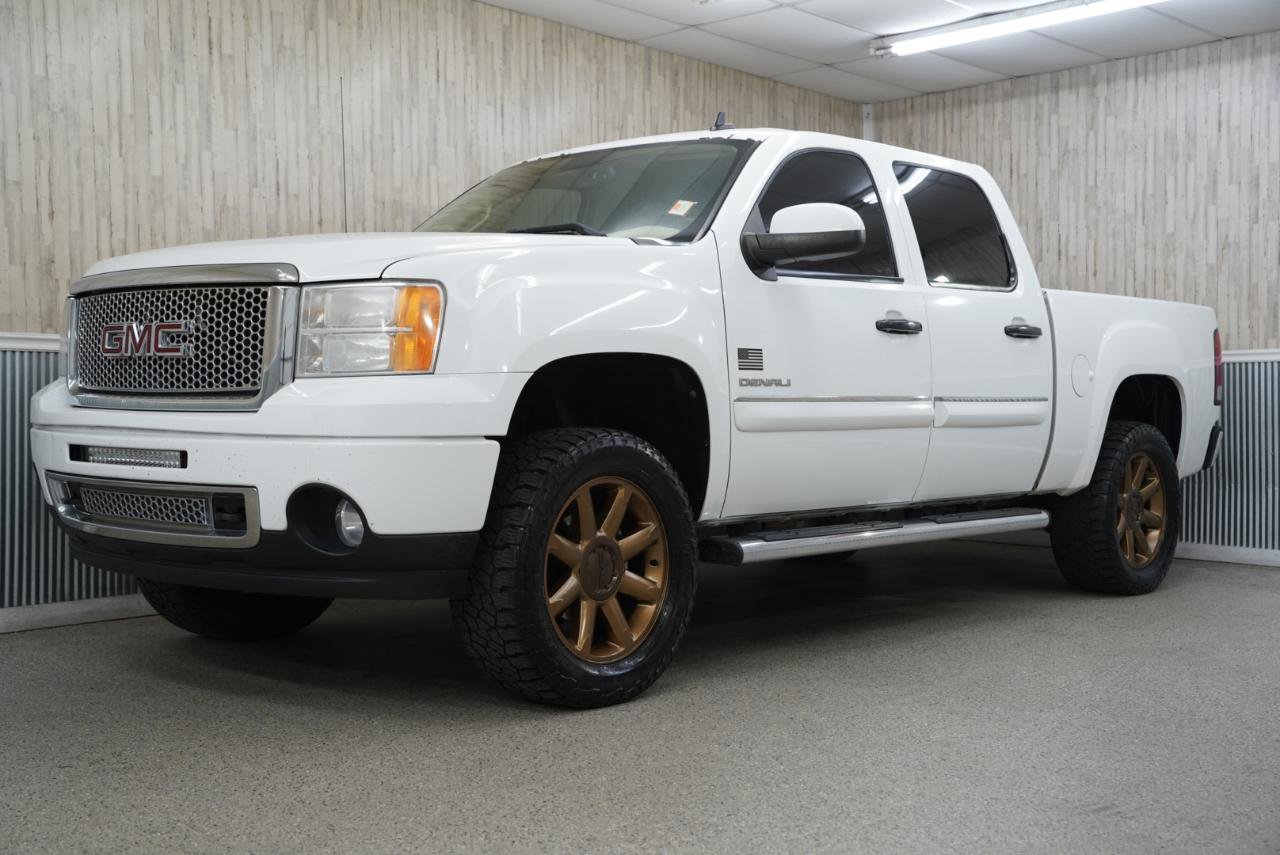 Used 2011 GMC Sierra 1500 Denali image 4