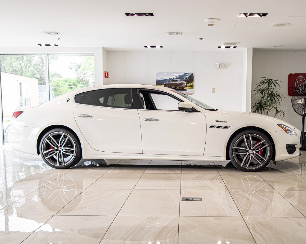Used 2023 Maserati Quattroporte Modena Q4 AWD/4WD image 9