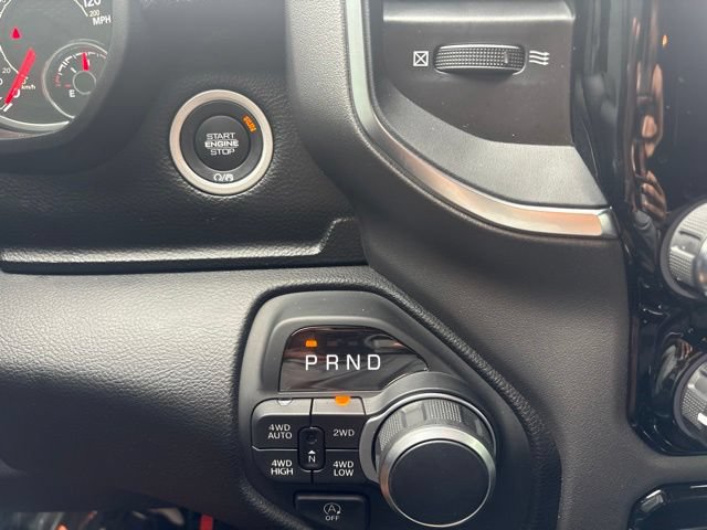 Used 2025 RAM 1500 Big Horn AWD/4WD image 38