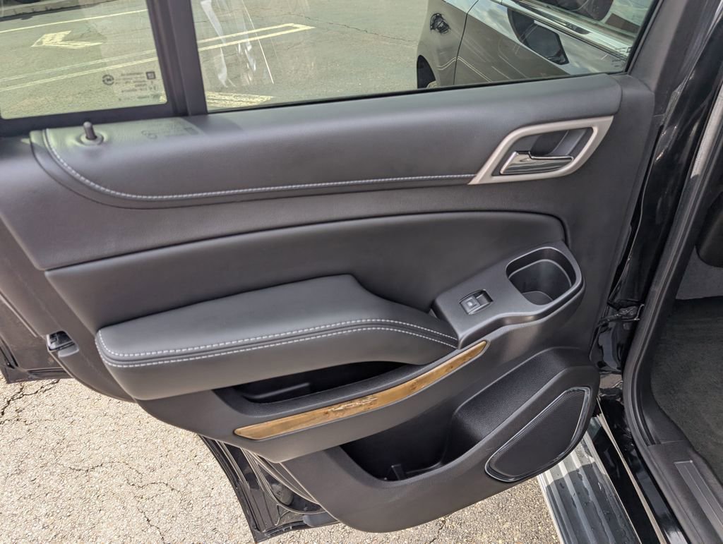 Used 2016 GMC Yukon Denali w/ Open Road Package image 11