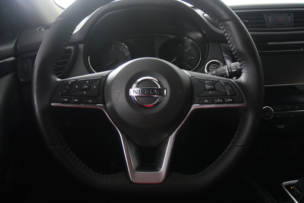 Used 2017 Nissan Rogue SL FWD image 16