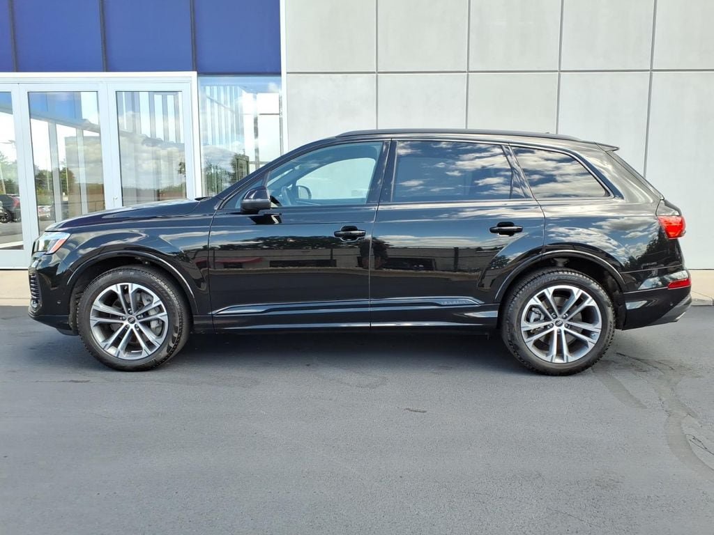 Used 2025 Audi Q7 2.0T Premium Plus AWD/4WD image 3