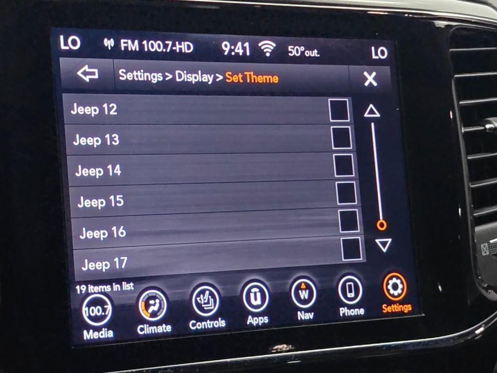 Used 2020 Jeep Grand Cherokee Altitude AWD/4WD image 50