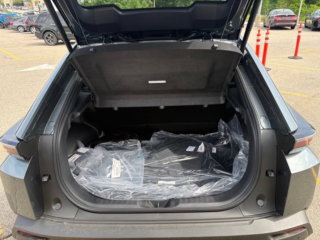 New 2026 Toyota C-HR AWD/4WD image 20