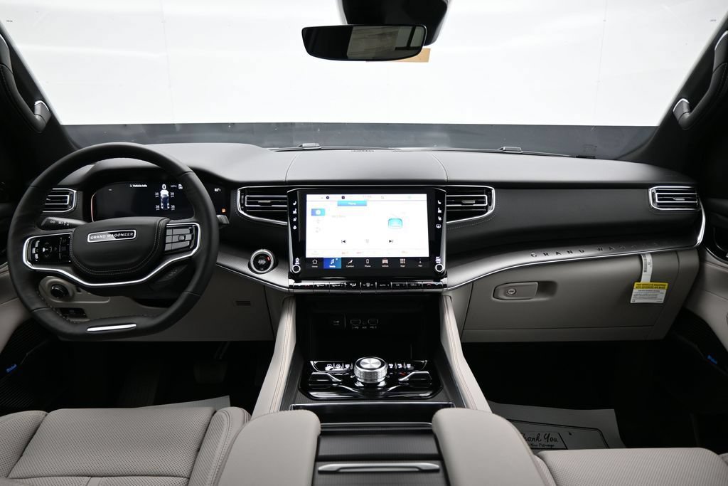 New 2026 Jeep Grand Wagoneer L Summit AWD/4WD image 15