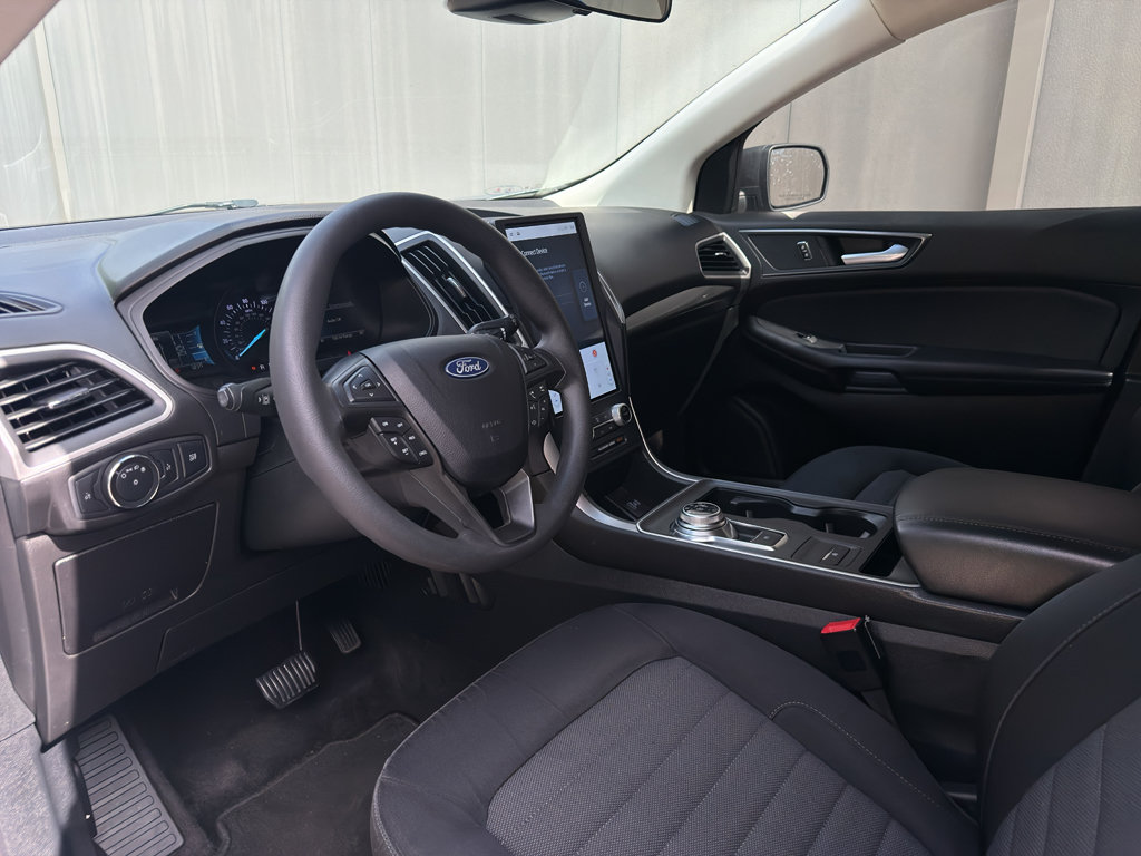 Used 2022 Ford Edge SE AWD/4WD image 10