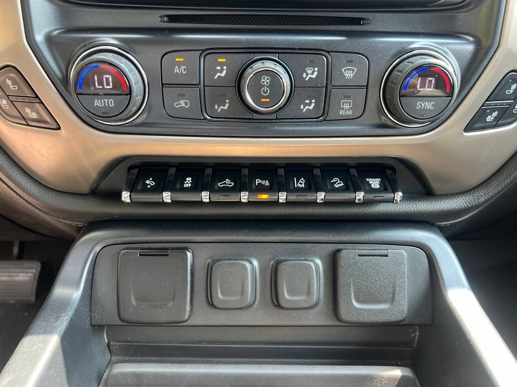 Used 2018 GMC Sierra 2500 Denali AWD/4WD image 22