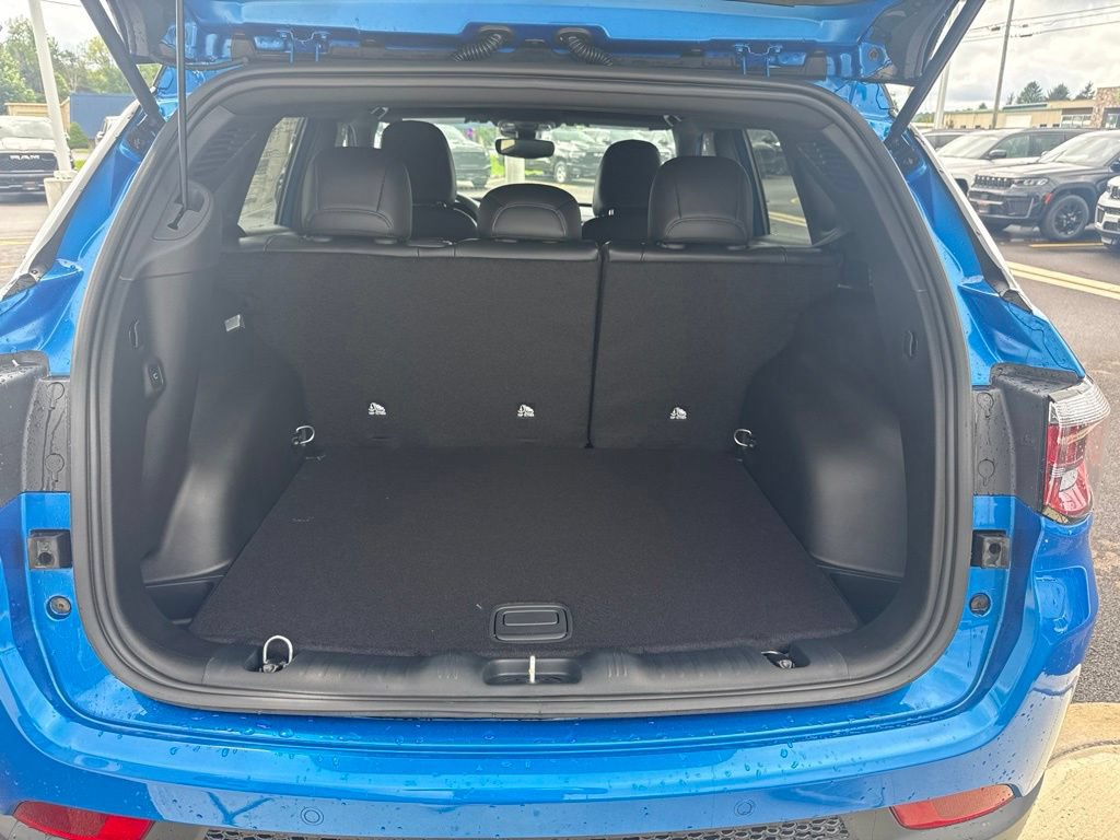 New 2026 Jeep Compass Limited AWD/4WD image 14