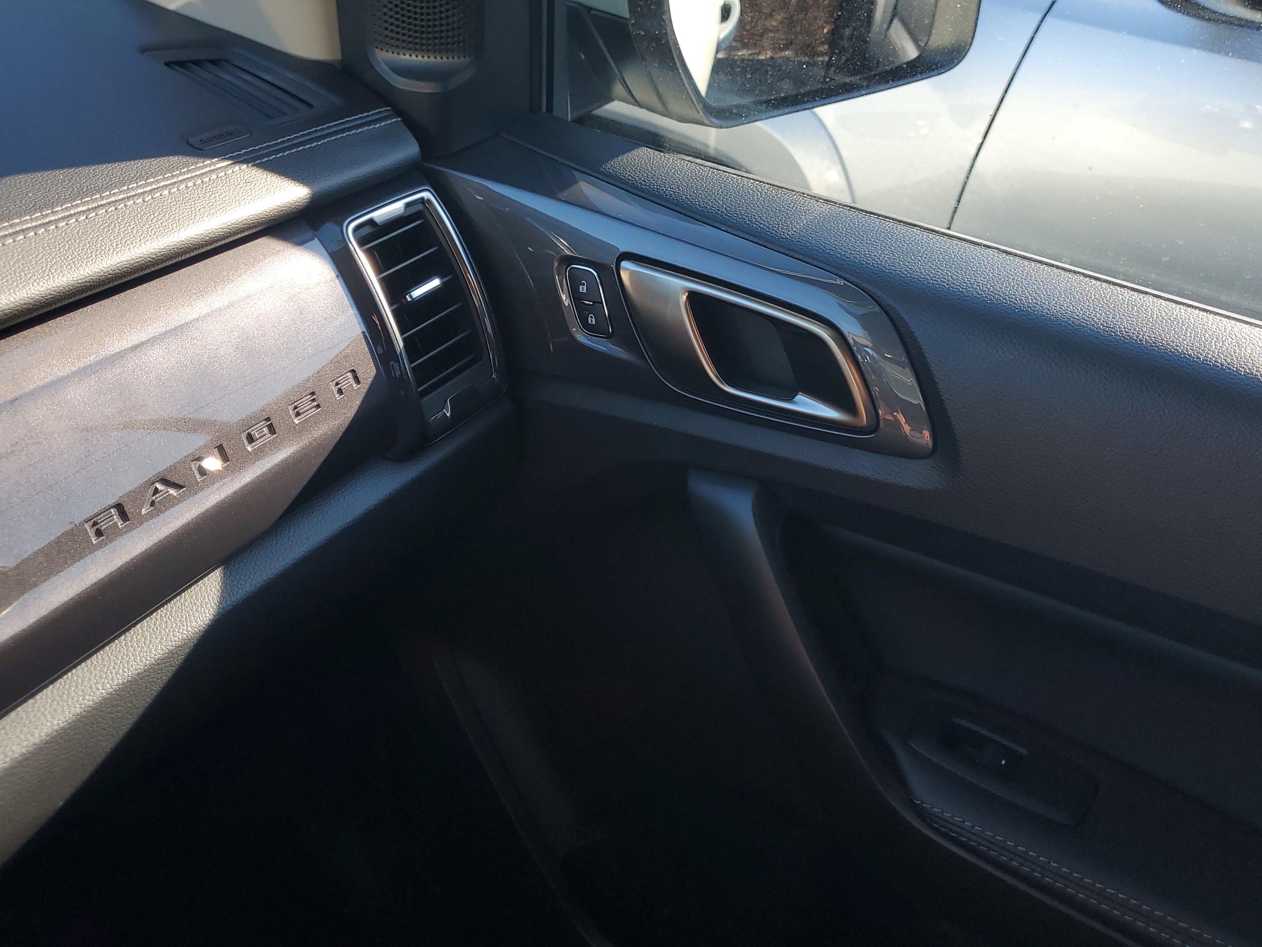 Used 2023 Ford Ranger Lariat w/ Technology Package image 27