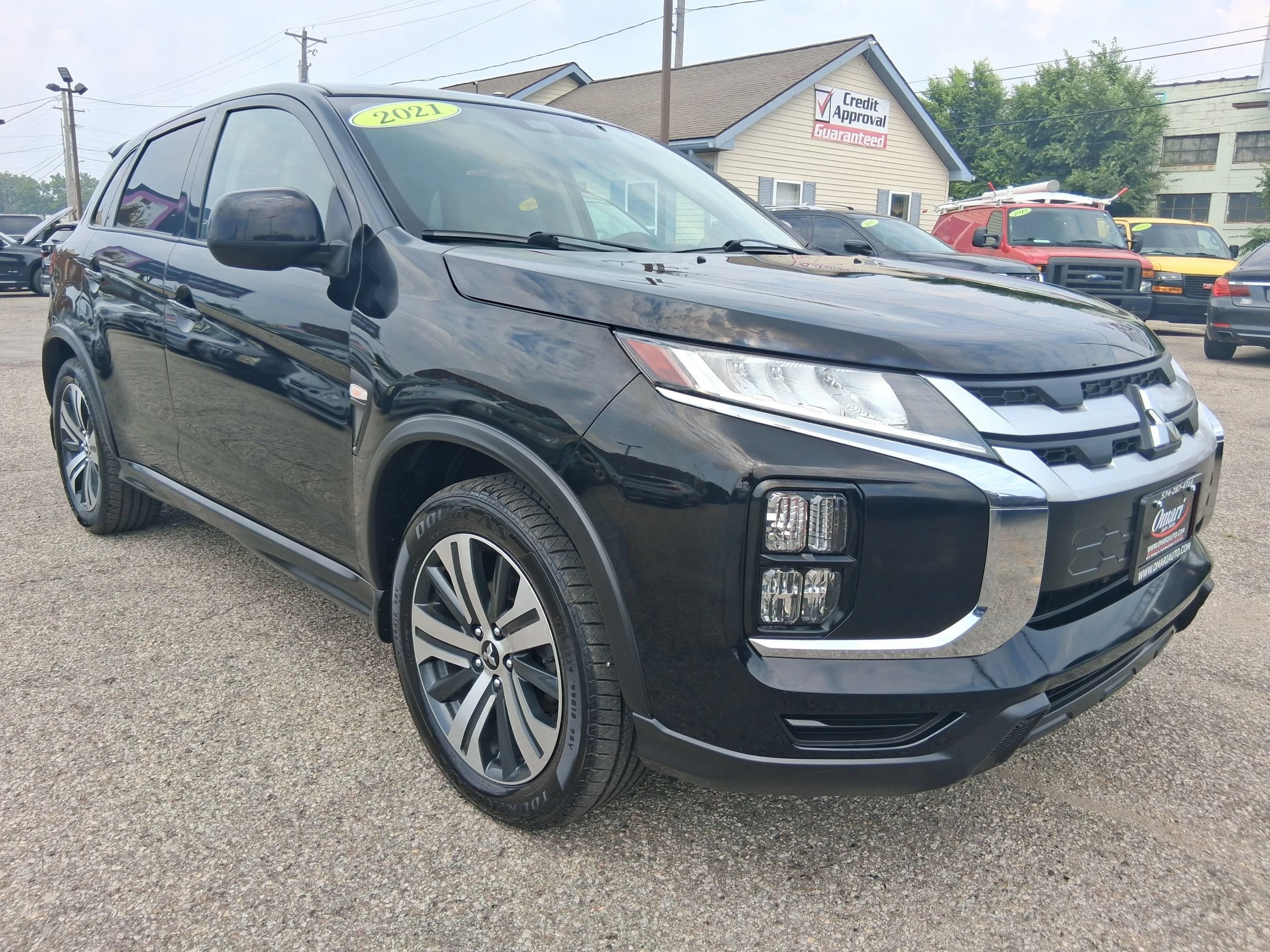 Used 2021 Mitsubishi Outlander Sport LE AWD/4WD image 1