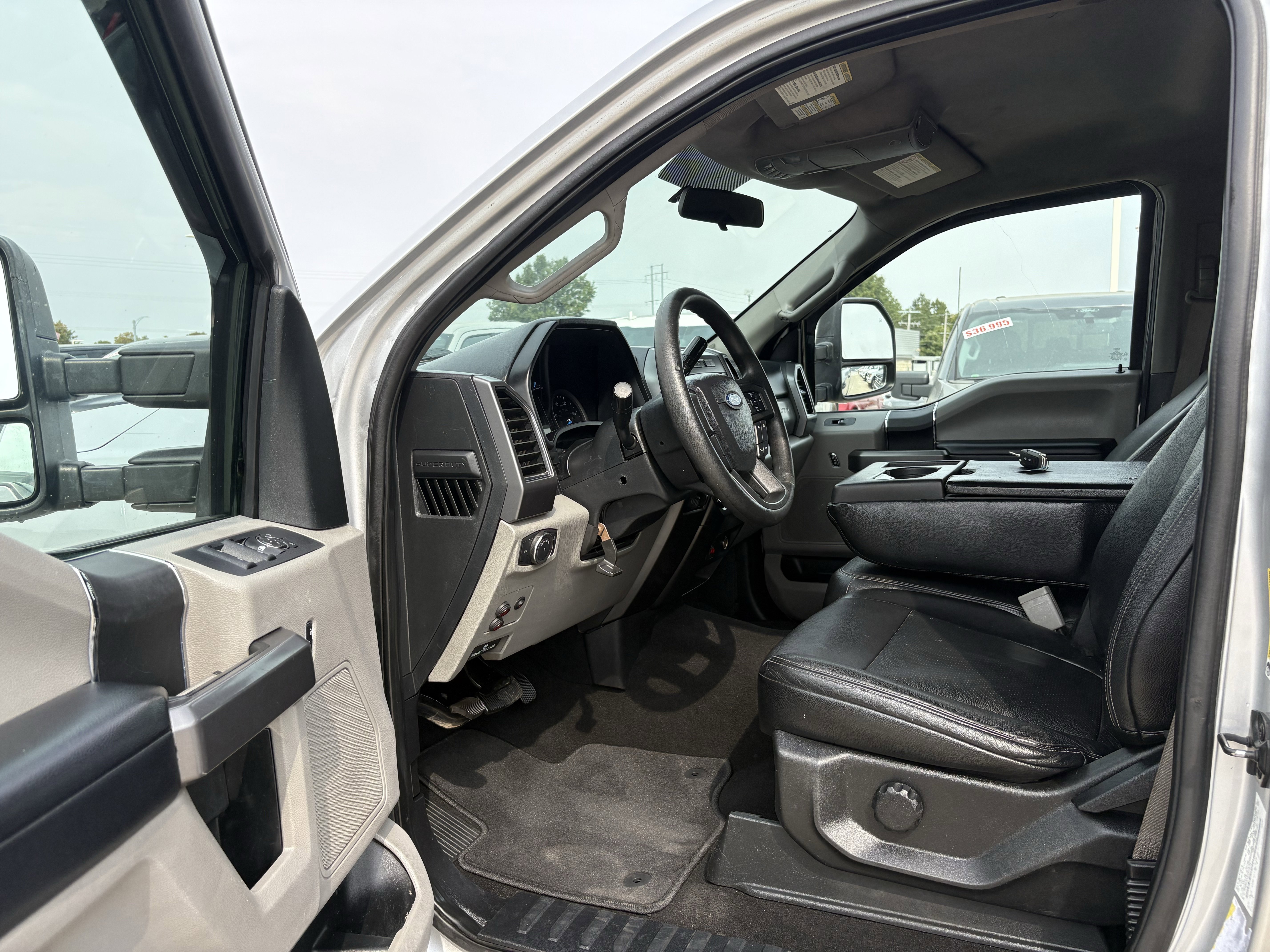 Used 2019 Ford F250 XLT image 8
