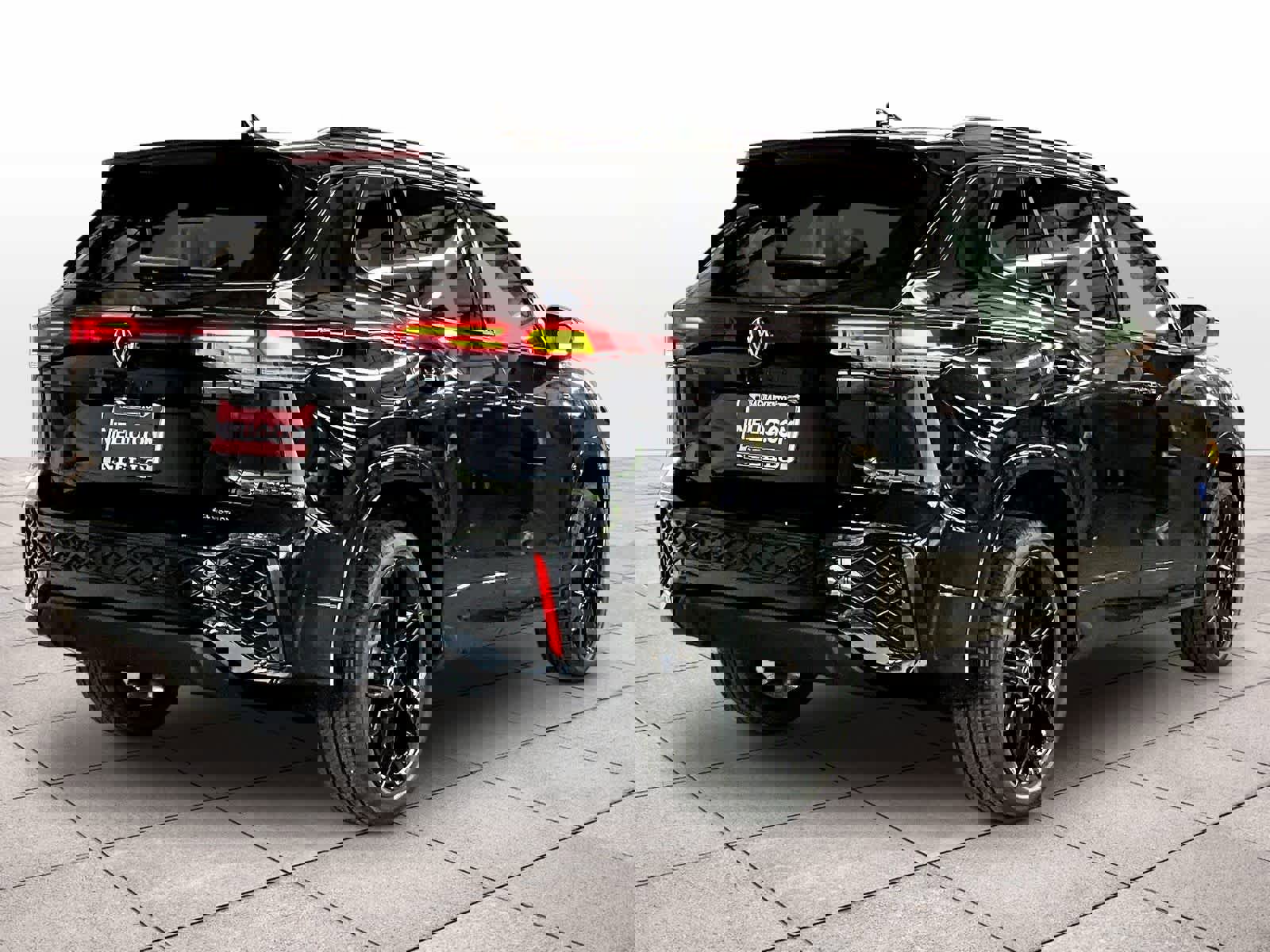 New 2026 Volkswagen Tiguan SE R-Line image 4