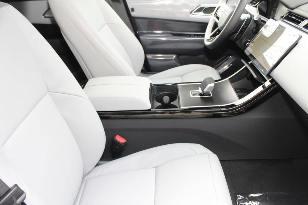 New 2026 Land Rover Range Rover Velar Dynamic SE AWD/4WD image 35