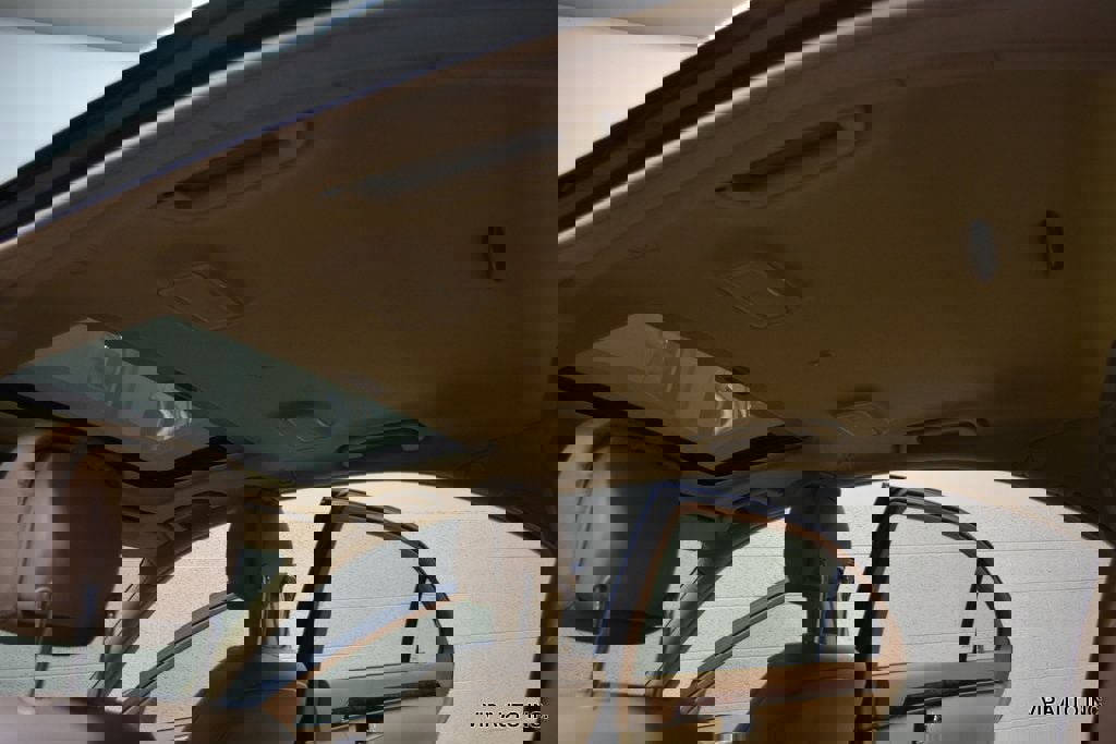 Used 2010 Mercedes-Benz S 550 4MATIC image 22