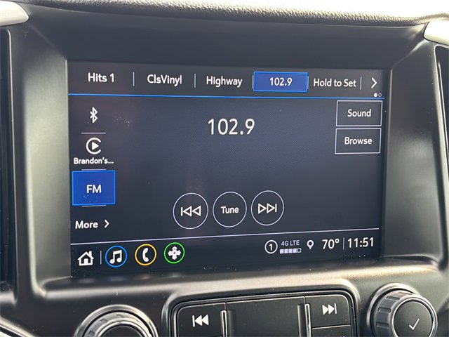 Used 2023 GMC Terrain SLT image 30