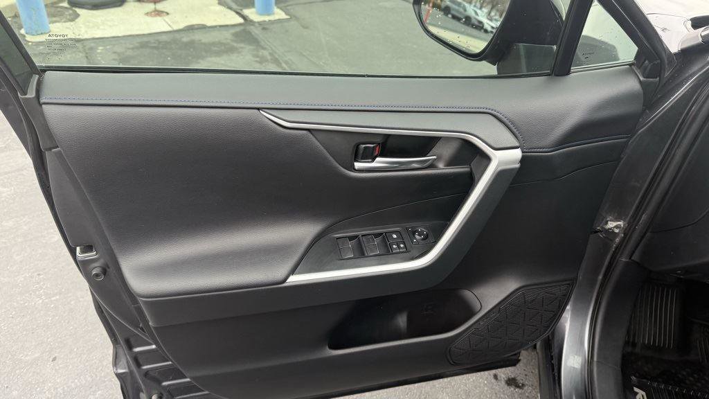 Used 2021 Toyota RAV4 XSE image 14