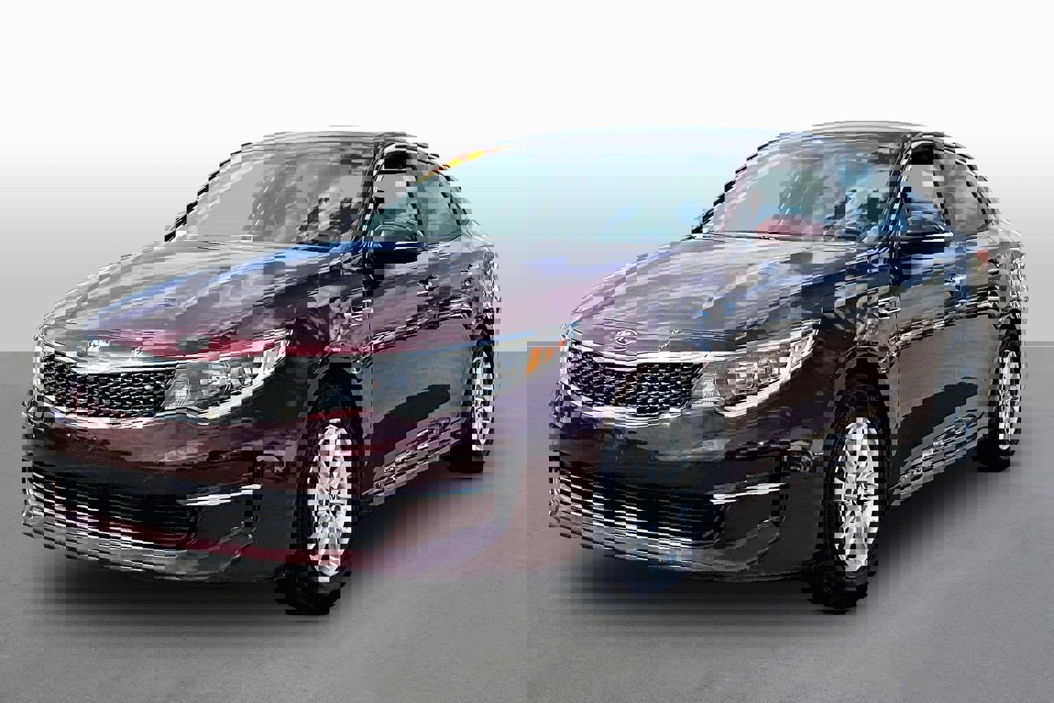 Used 2018 Kia Optima LX image 1