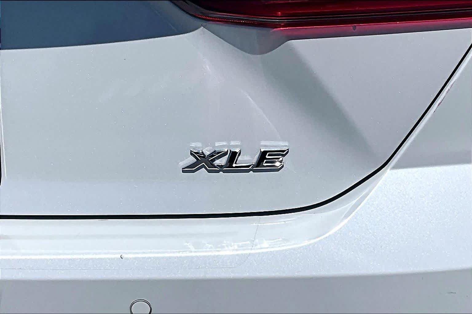 Certified 2025 Toyota Camry XLE w/ Premium Plus Package FWD image 9