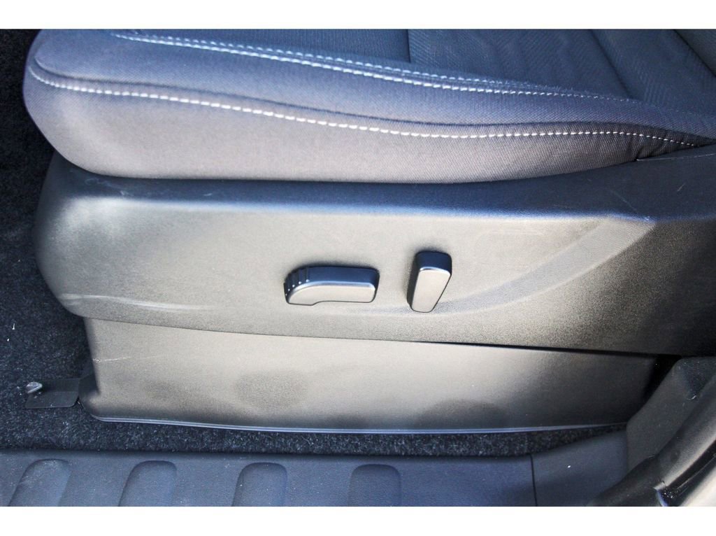 Certified 2024 Nissan Frontier SV w/ Technology Package image 26