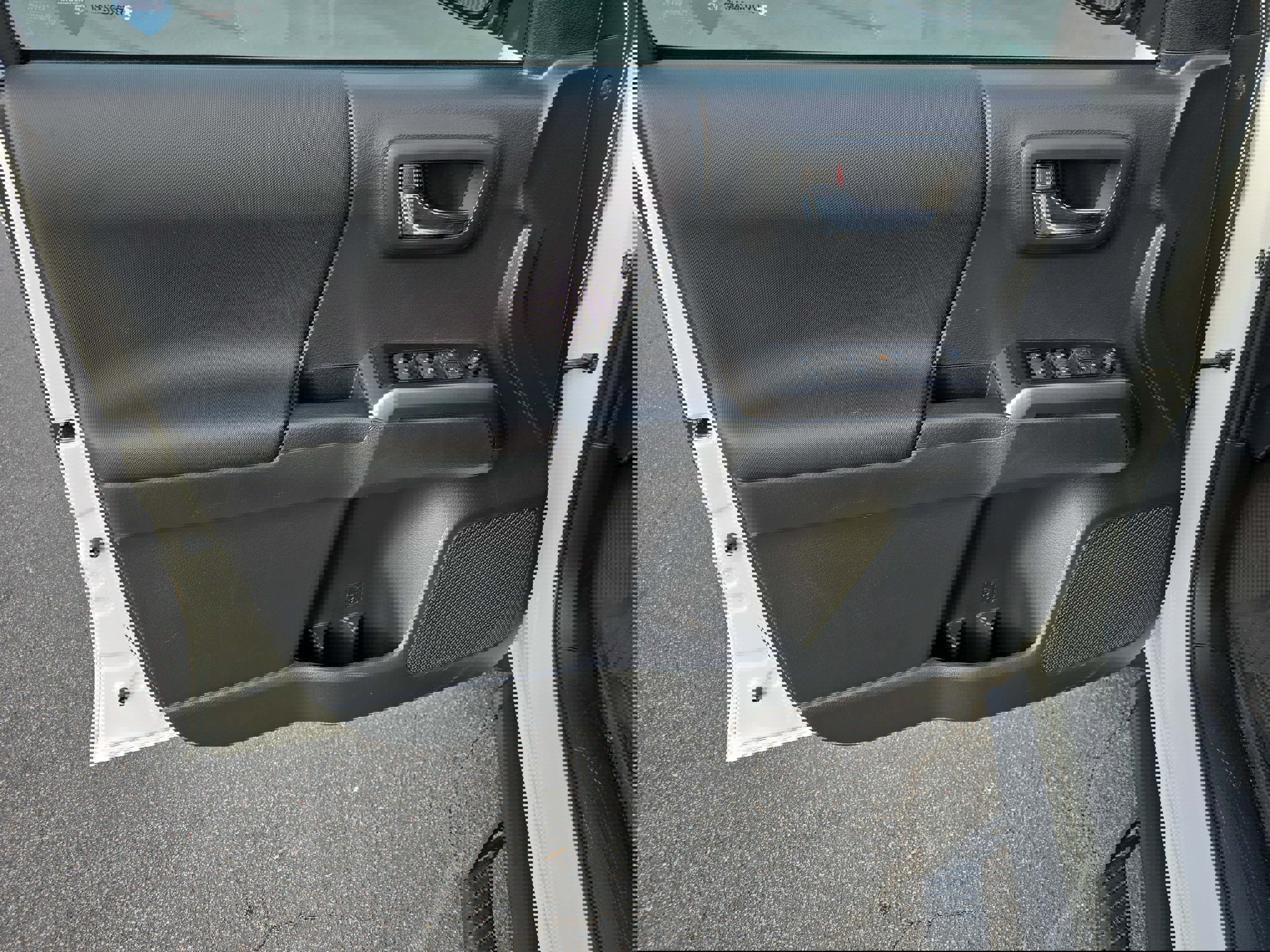 Certified 2023 Toyota Tacoma TRD Off-Road image 26