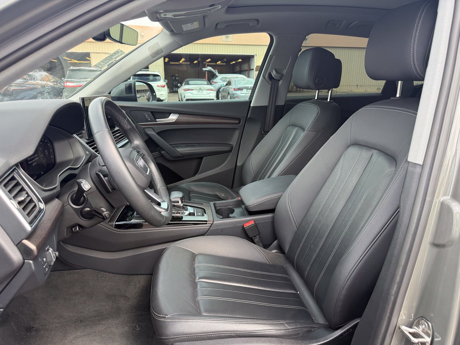 Used 2023 Audi Q5 2.0T Premium Plus w/ Premium Plus Package AWD/4WD image 10