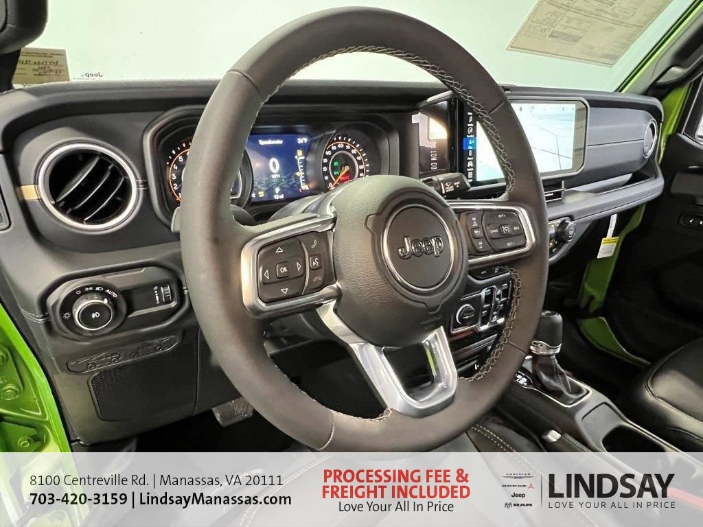 New 2026 Jeep Wrangler Unlimited Sahara AWD/4WD image 28