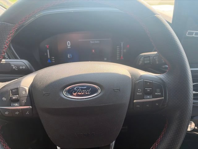 Used 2024 Ford Escape ST-Line w/ Tech Pack #1 AWD/4WD image 14
