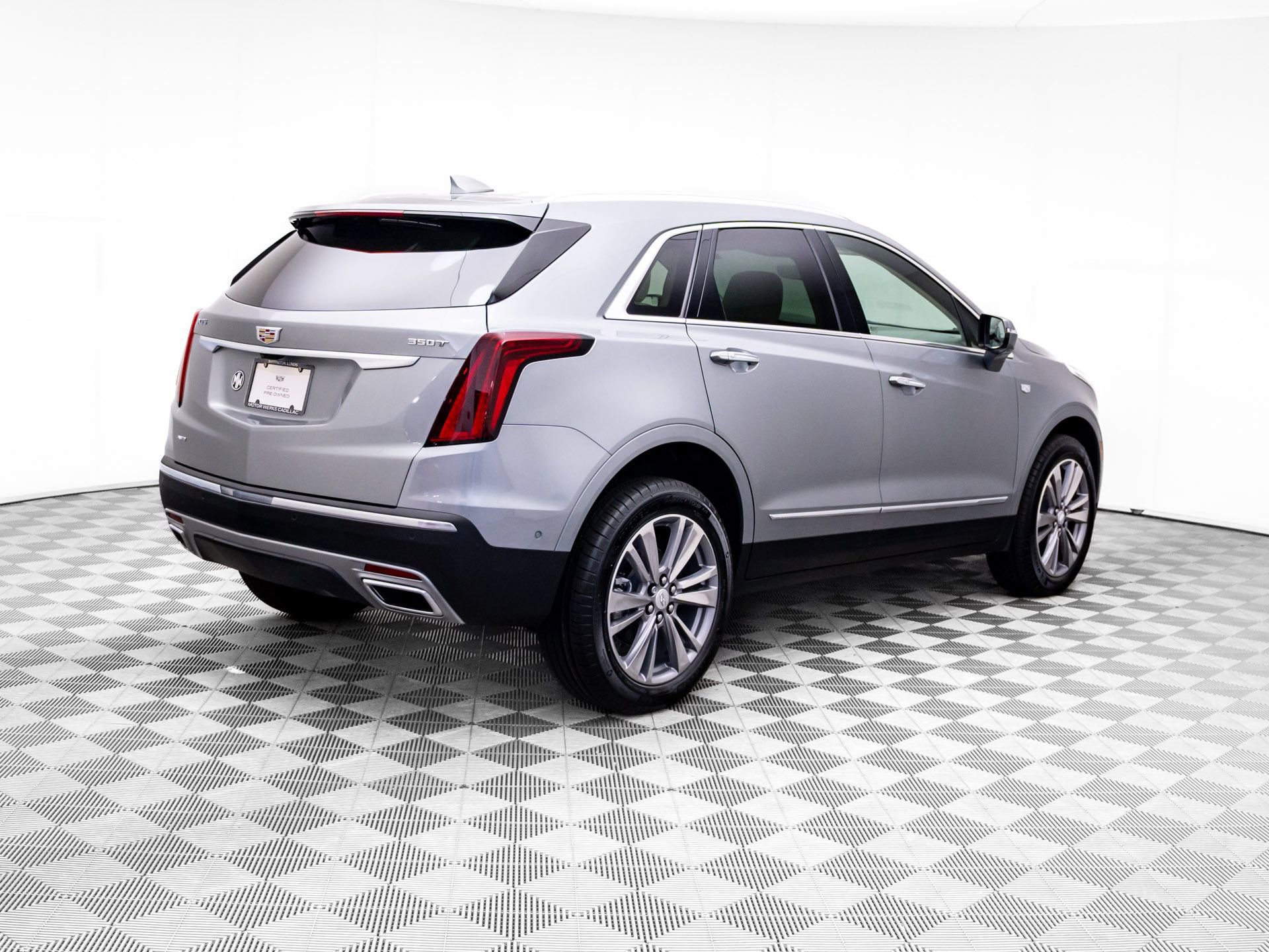 Certified 2026 Cadillac XT5 Premium Luxury w/ Driver Assist Package AWD/4WD image 6