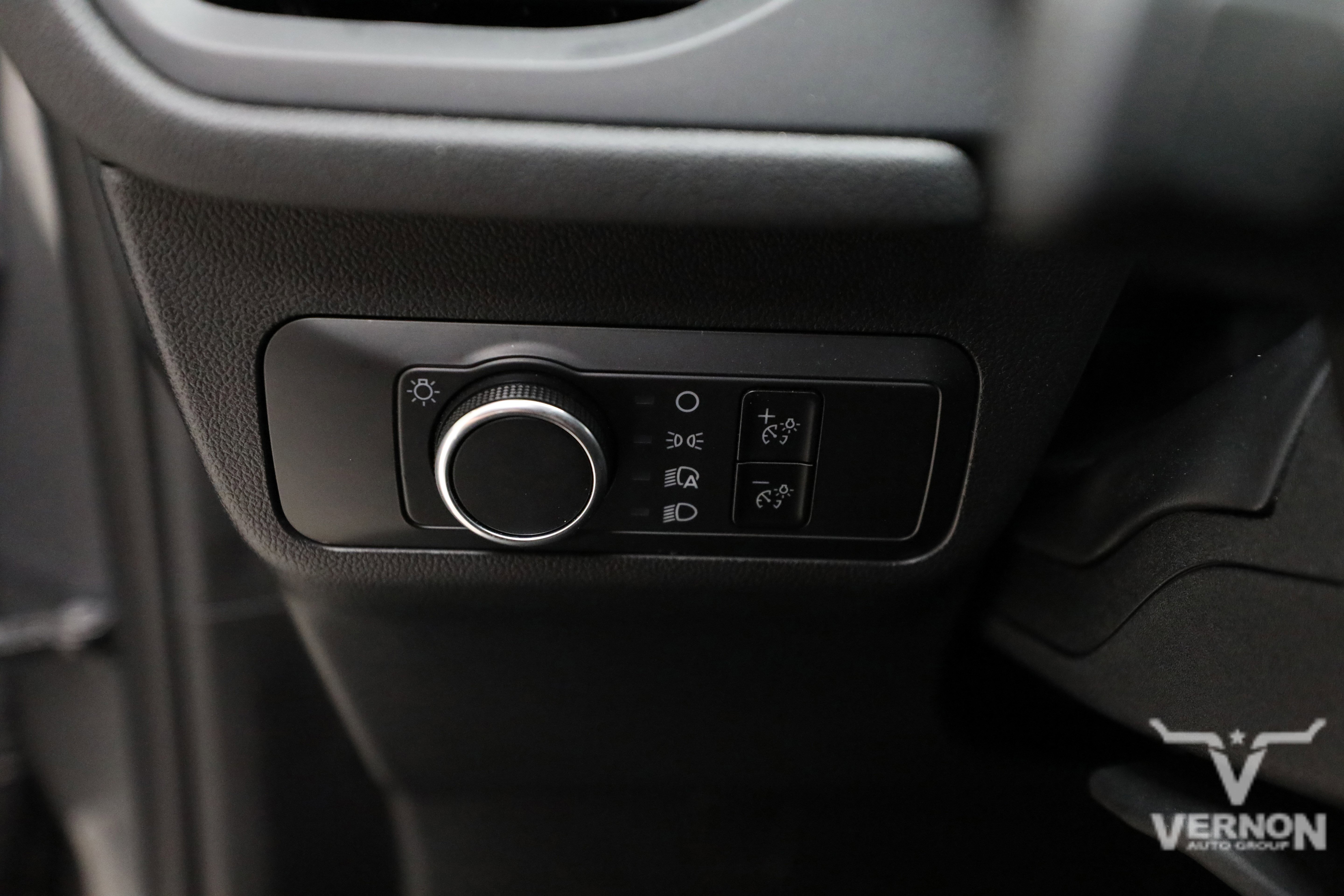 Used 2025 Ford Escape Active FWD image 17