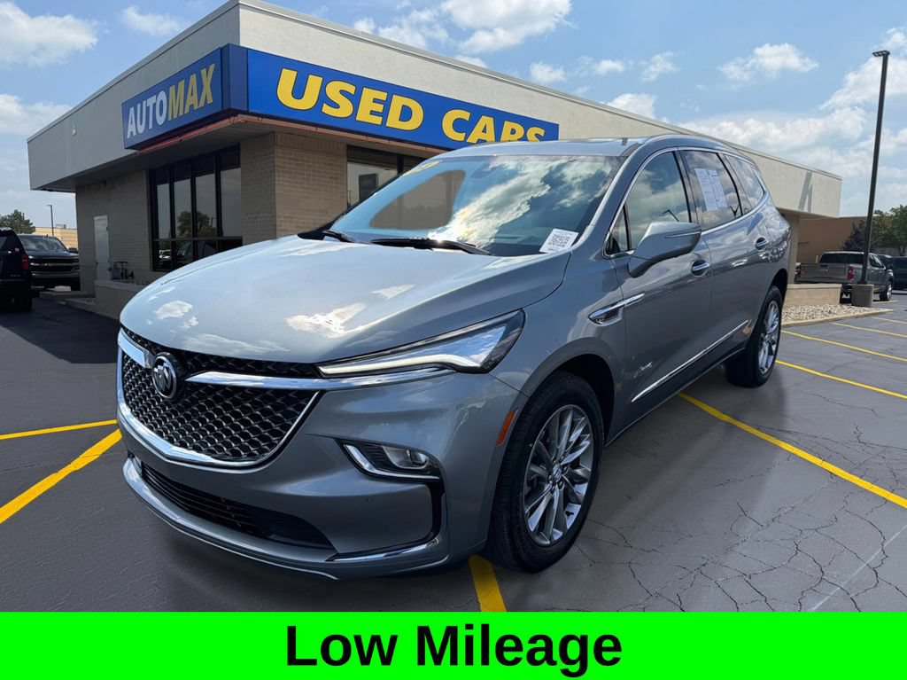 Used 2024 Buick Enclave Avenir w/ Trailering Package, 5000 lbs. AWD/4WD video 1