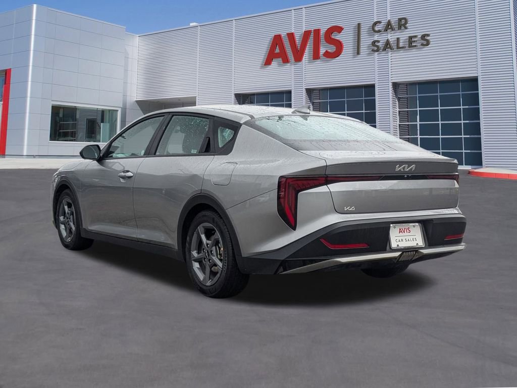 Used 2025 Kia K4 LXS video 3