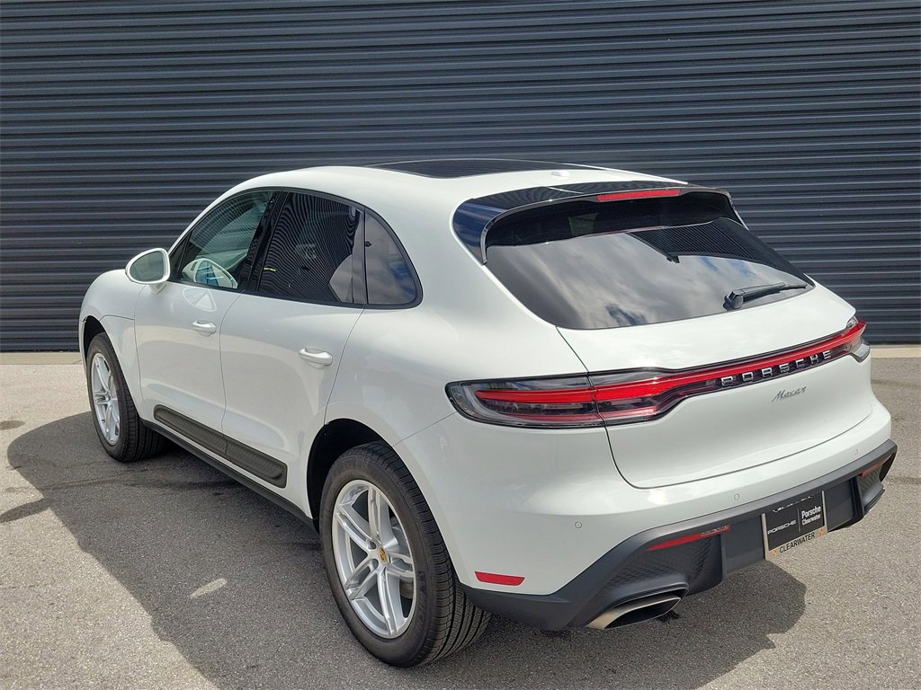 New 2026 Porsche Macan image 3