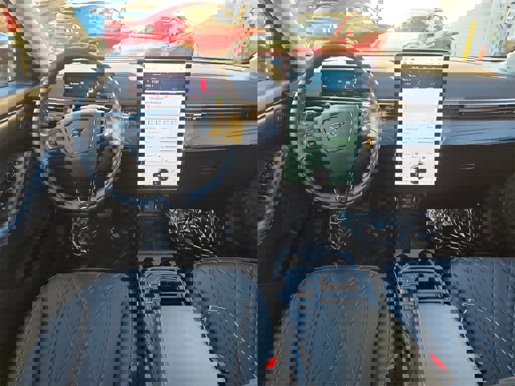 Used 2025 Ford Mustang Mach-E Select w/ Comfort Package Lite image 11