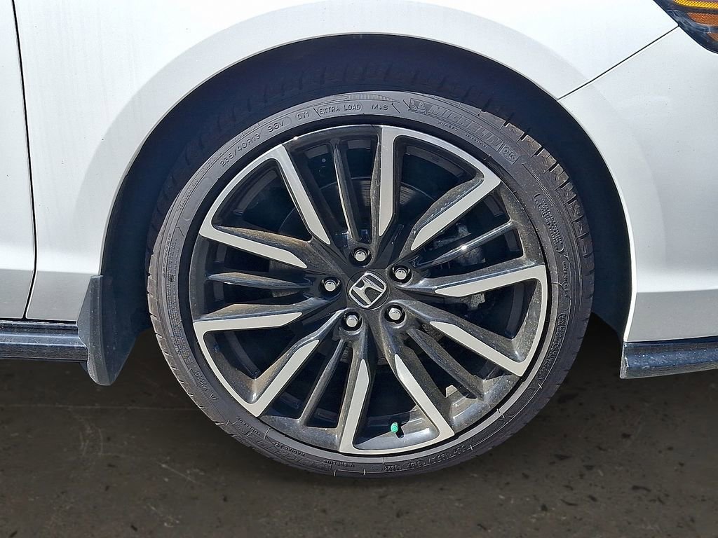 Used 2025 Honda Accord Touring image 9