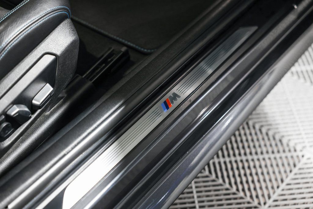 Used 2018 BMW M2 image 24