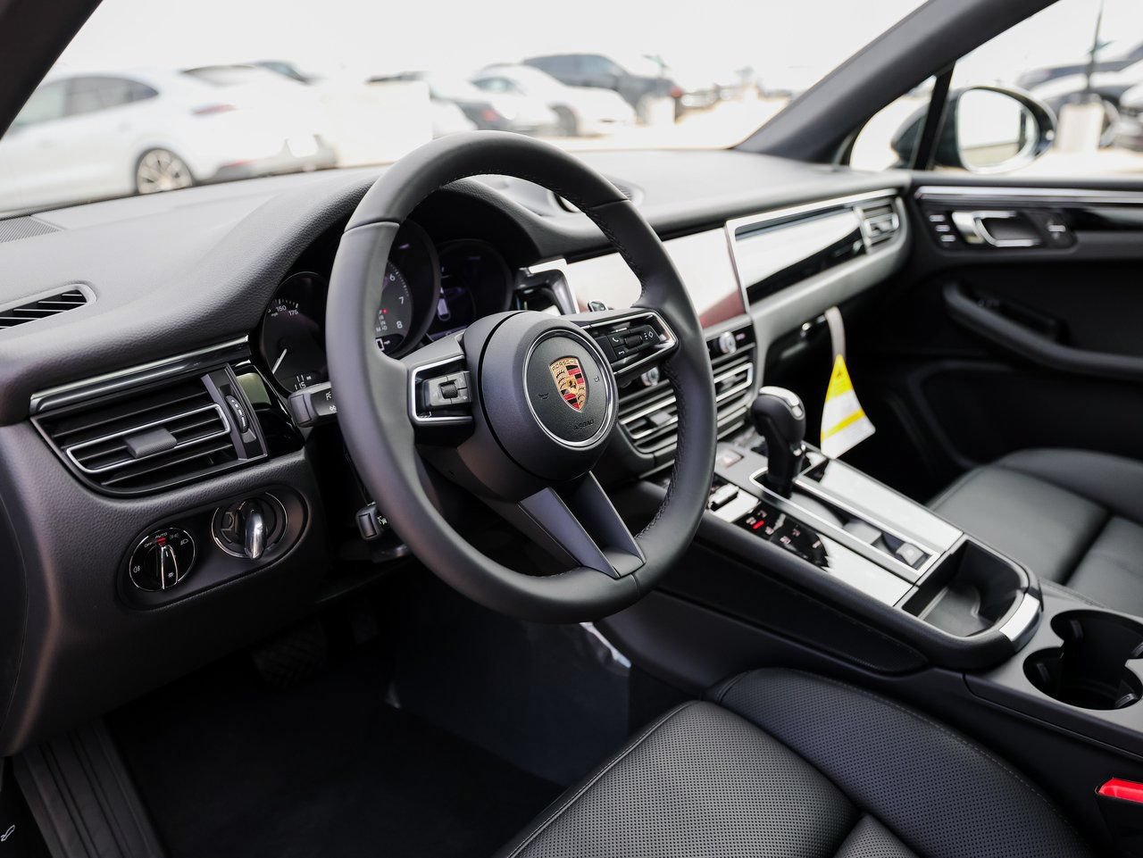 Certified 2026 Porsche Macan S AWD/4WD image 4