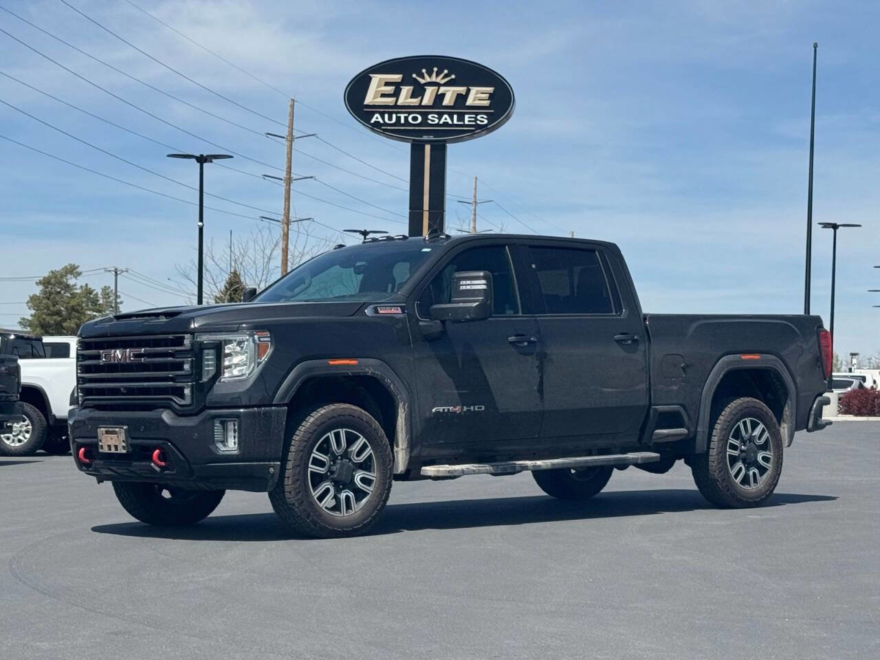 Used 2020 GMC Sierra 2500 AT4 w/ AT4 Premium Package AWD/4WD image 1