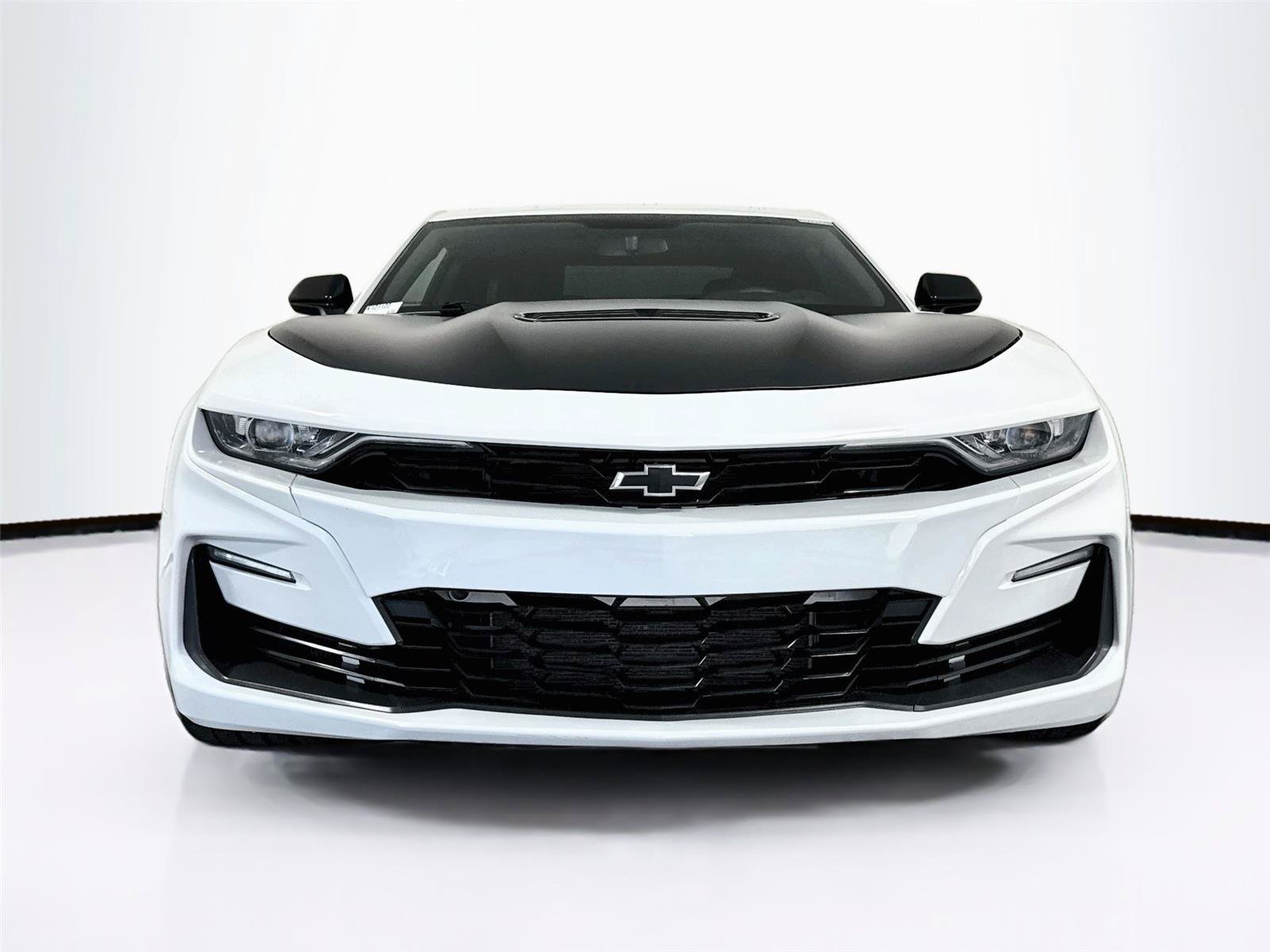 Used 2023 Chevrolet Camaro SS RWD image 9