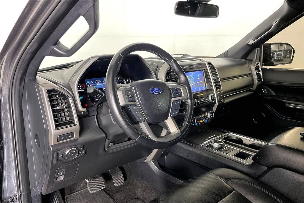 Used 2021 Ford Expedition XLT RWD image 16