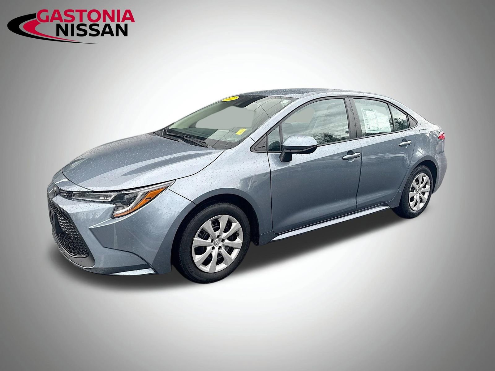 Used 2022 Toyota Corolla LE image 3