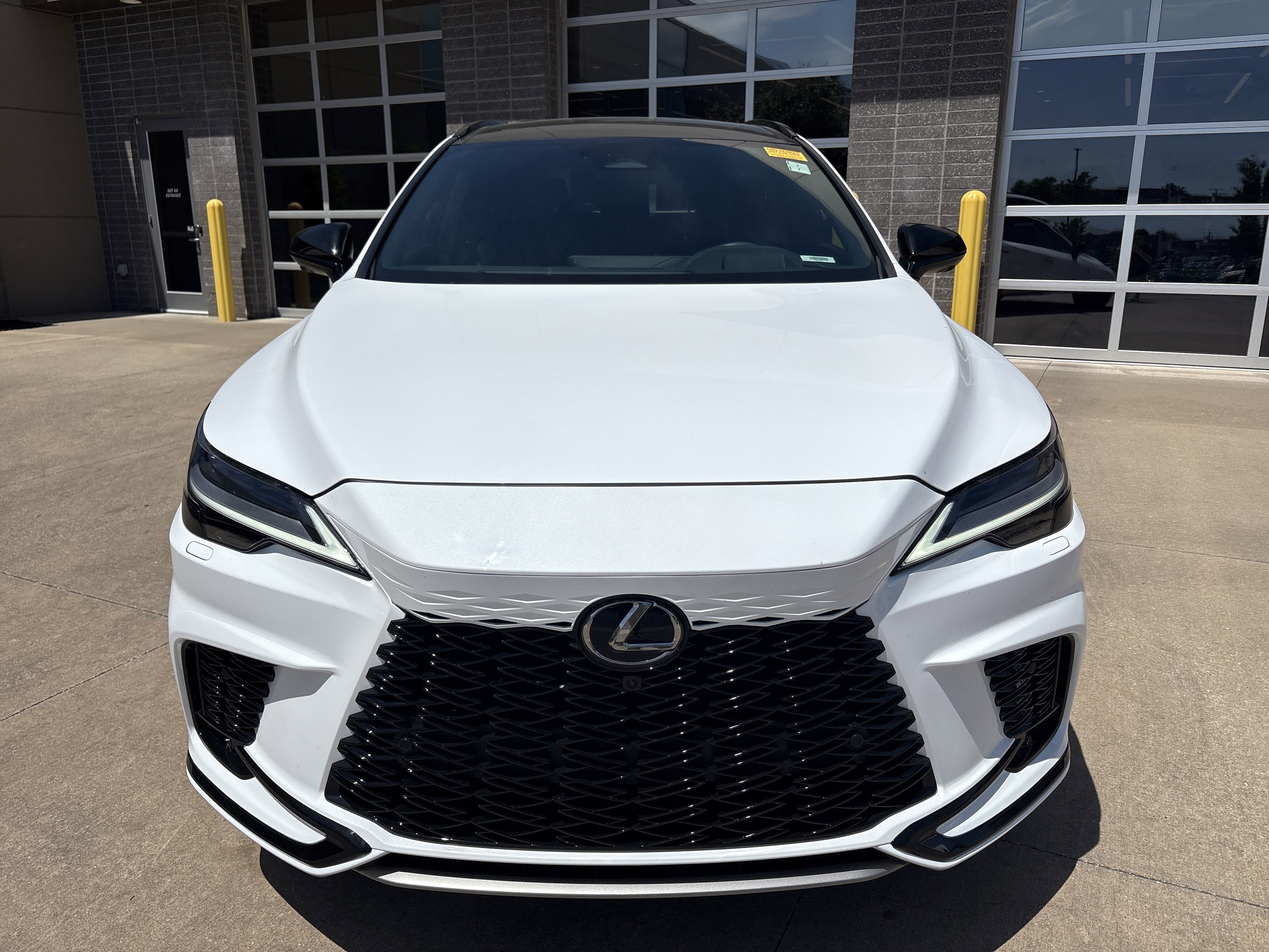 Used 2024 Lexus RX 500h F Sport w/ Convenience Package AWD/4WD image 3