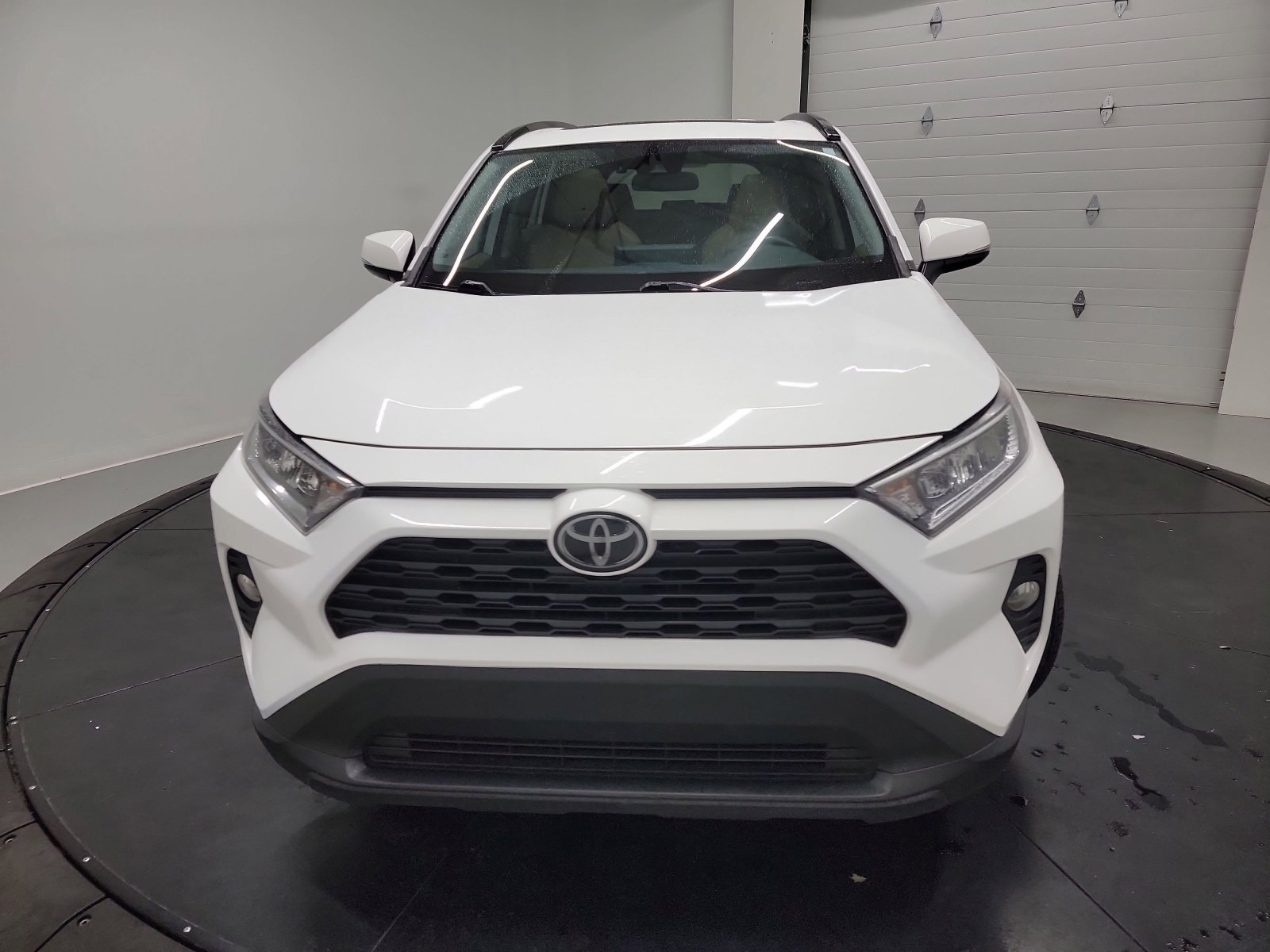 Used 2019 Toyota RAV4 XLE Premium w/ Cold Weather Package FWD video 2